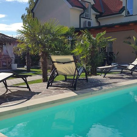 Ferienhaus Apetlon Bagian luar foto